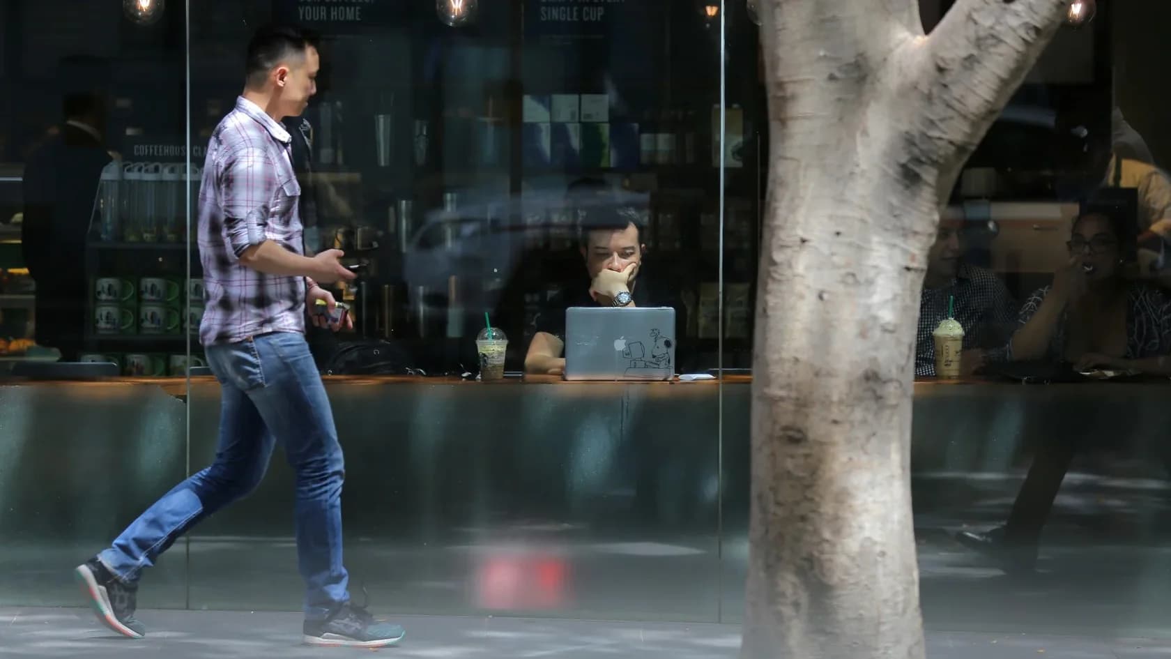 Сетевые дементоры: что такое теория мёртвого интернета и вытеснит ли ИИ живых людей